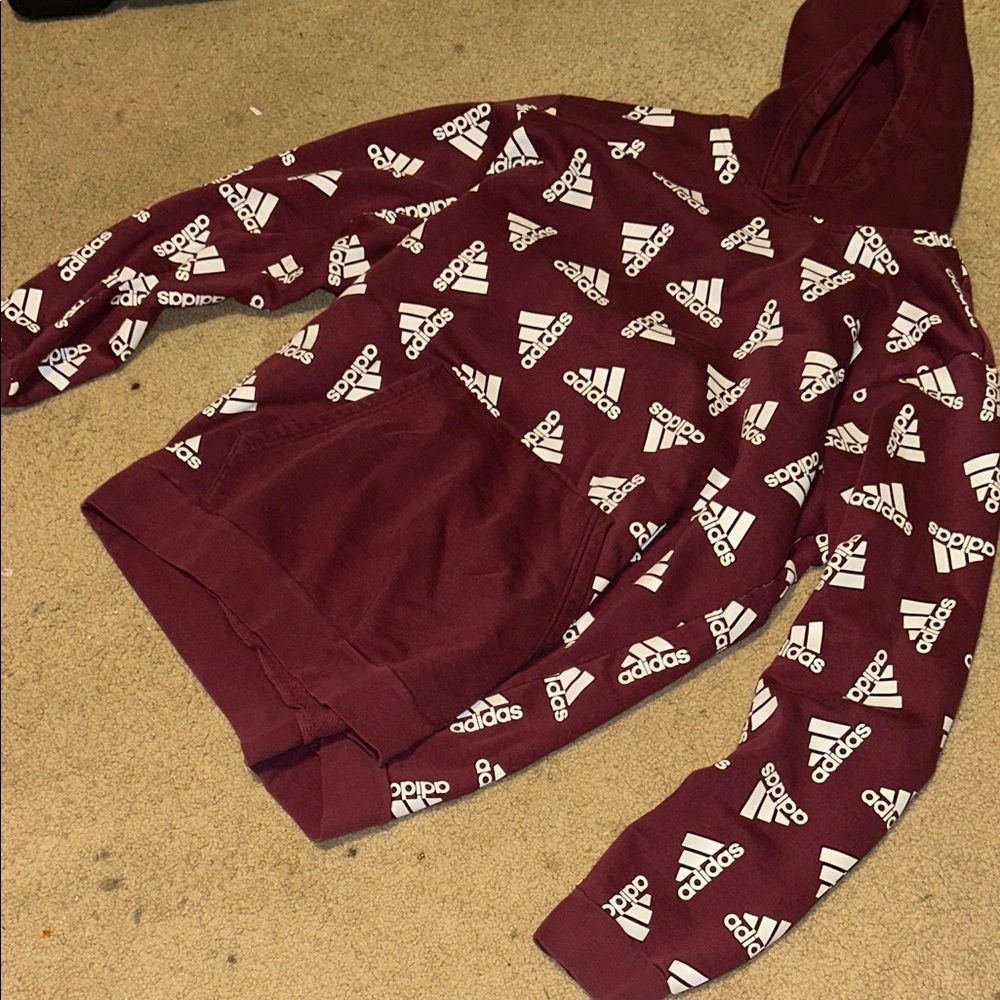 HP🎊🎊🎊Adidas Maroon Hoodie with White Logo Design